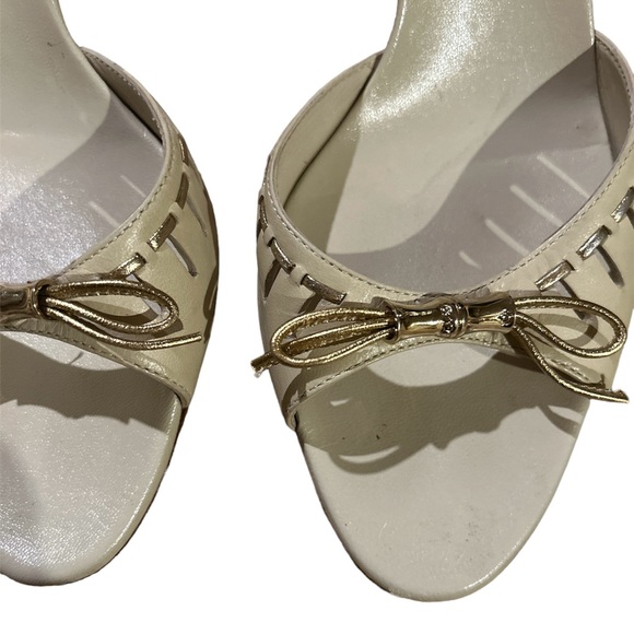 Vintage Gucci leather bow kitten heel sandals - Picture 3 of 5